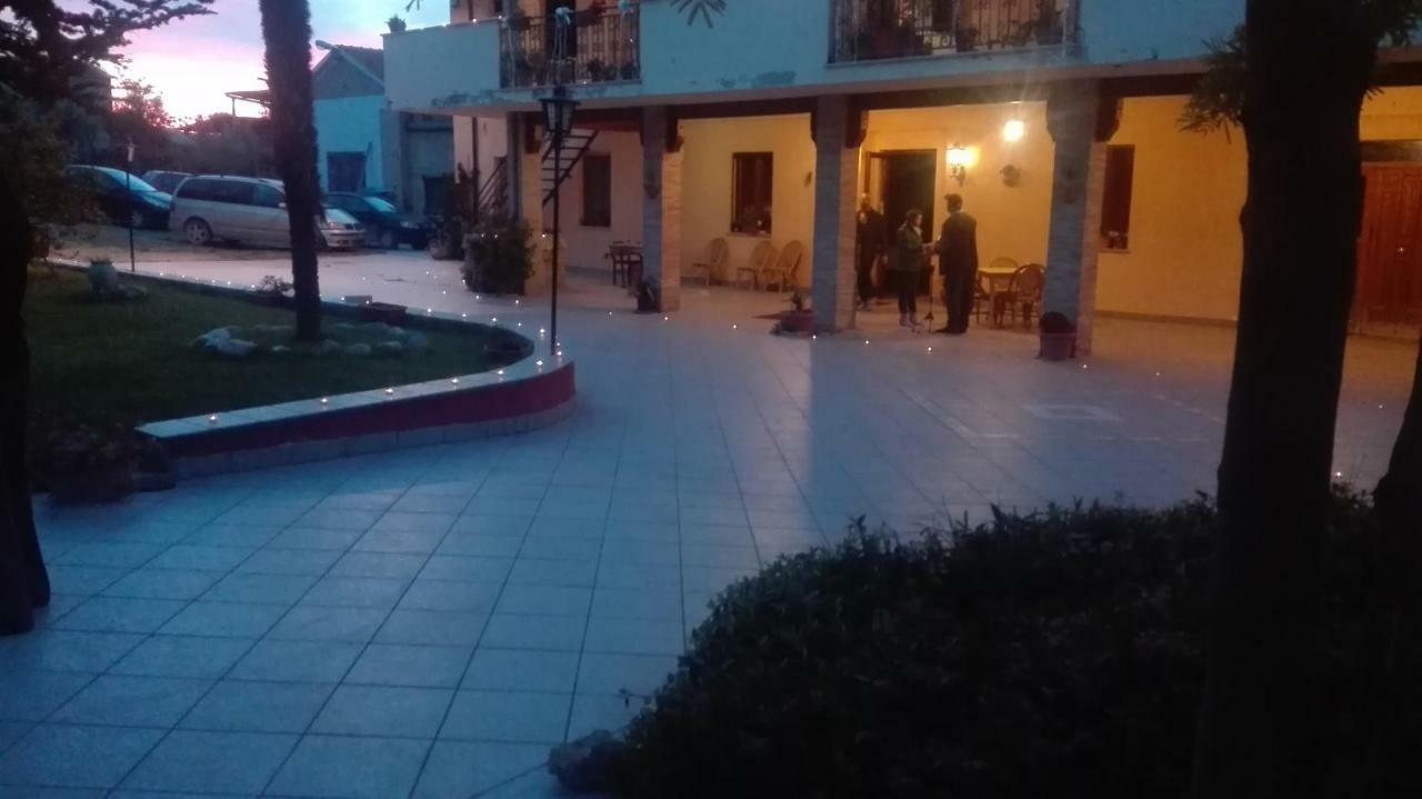 卡萨尔博迪诺La Collina Degli Allori别墅 外观 照片